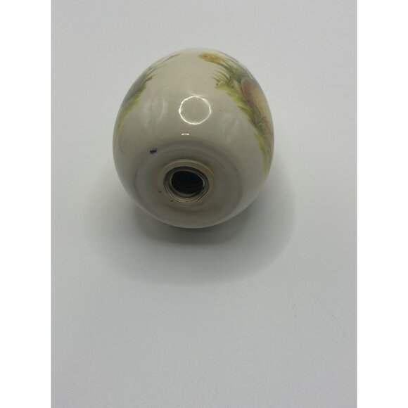 Vintage Bunny-Themed Ceramic Salt & Pepper Shakers With Floral Design Easter Dec - Picture 7 of 11